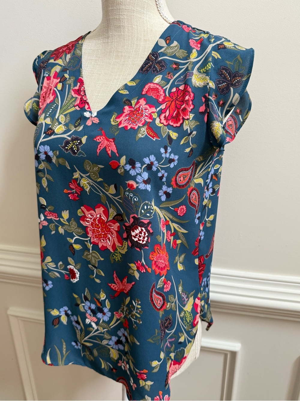 LOFT Teal Floral V-Neck Blouse - Picture 2 of 8